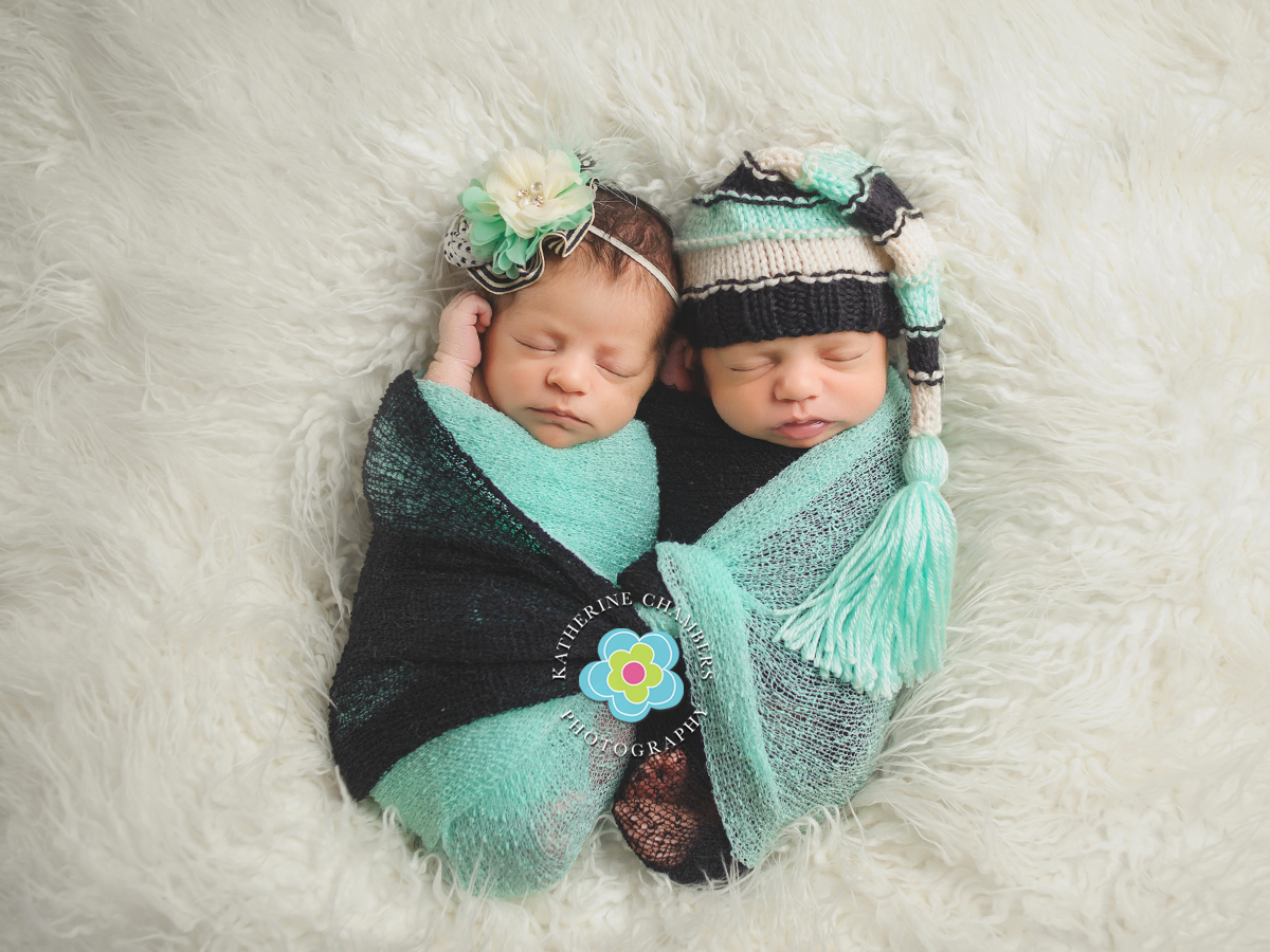 Newborn twins, Cleveland twins, Avon Ohio newborn photography, www.katherinechambers.com