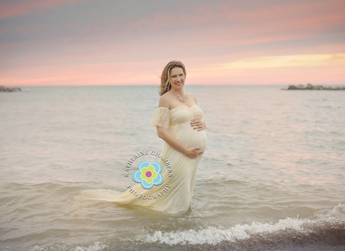 Cleveland Maternity Photographer | Maternity Photography in Cleveland OH | Newborn Photography Cleveland | Family Photography Cleveland www.katherinechambers.com (1)