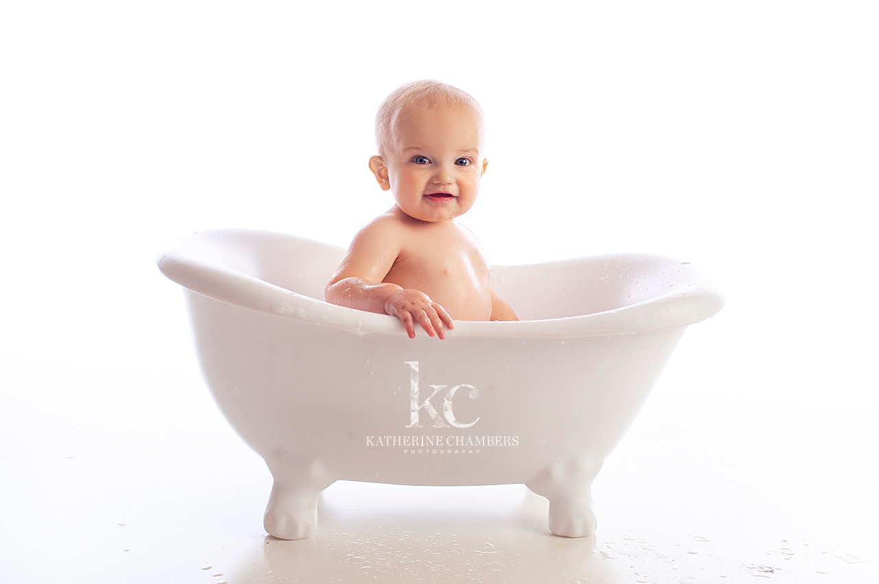 One Year Bubble Bath | Avon Baby Photographer