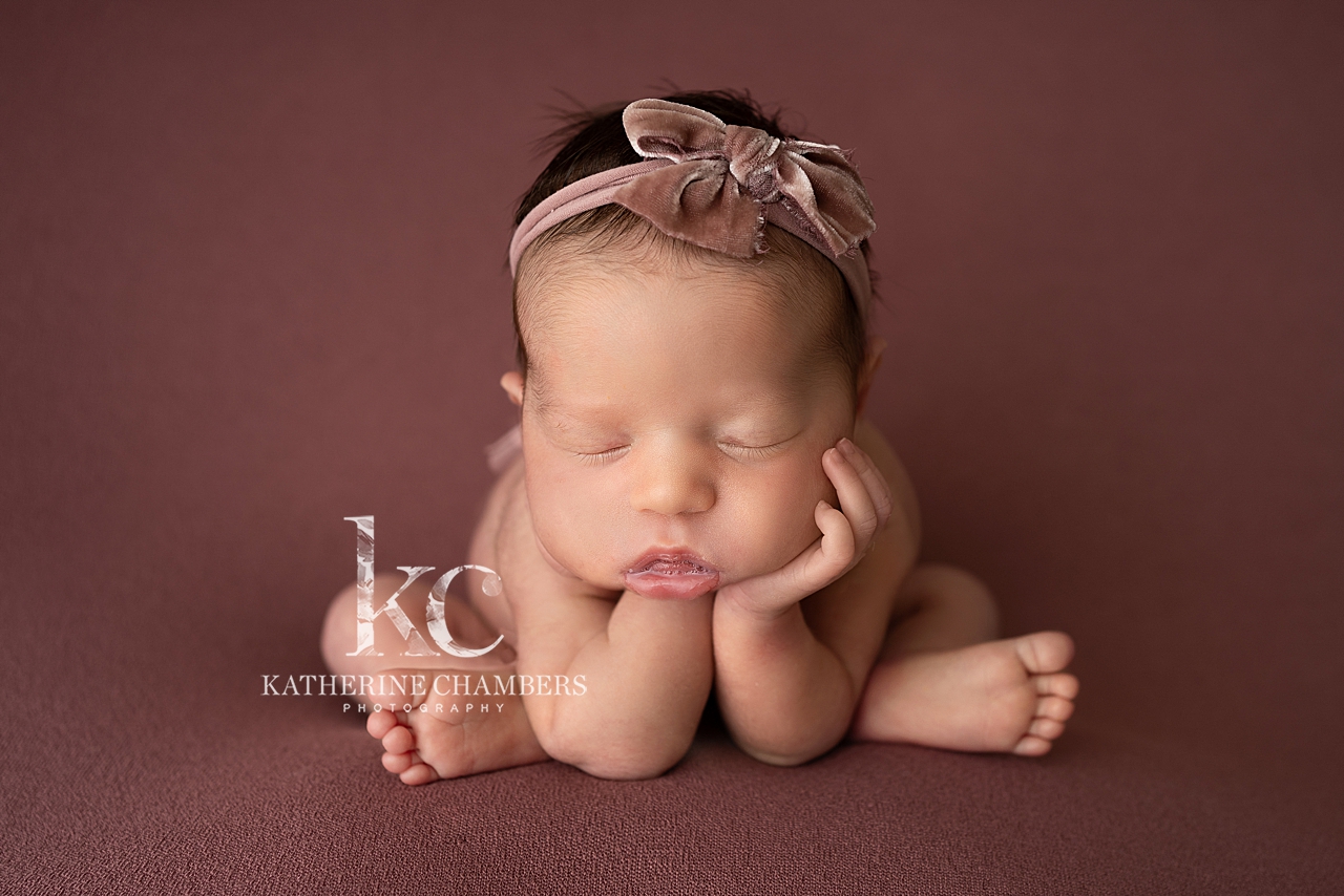 Newborn Posing Specialist