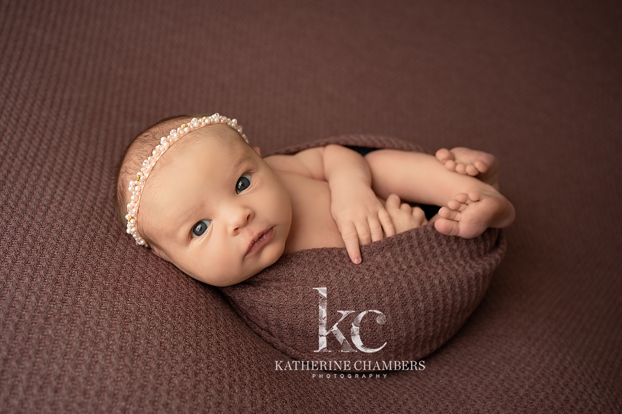 Newborn Photographer Avon Lake | Awake Newborns