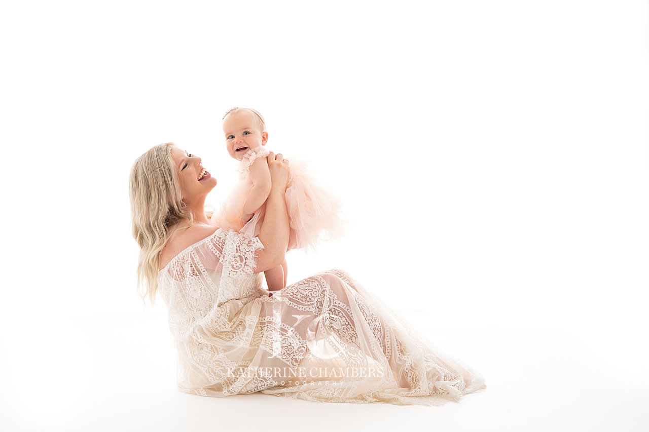 Mommy and Me Photography | Photography Studio in Cleveland